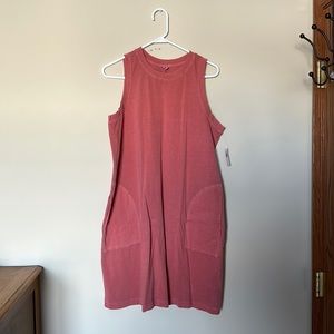 Shift dress, above the knee